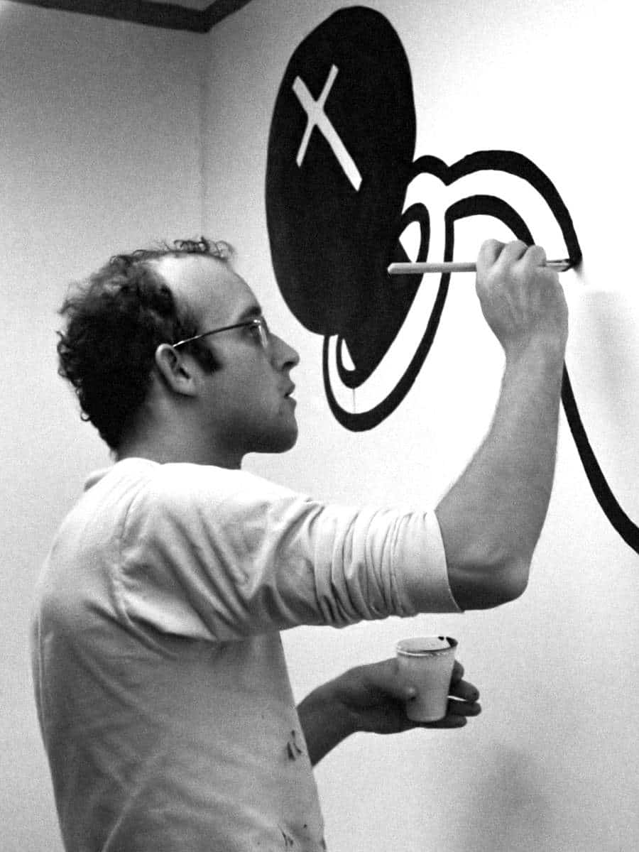 keith-haring-painting