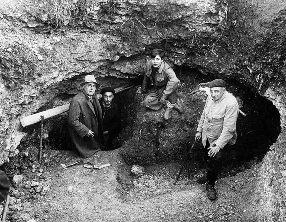 Marcel Ravidat entrance lascaux cave