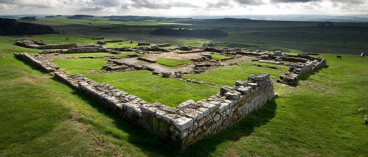 hadrians wall remains england