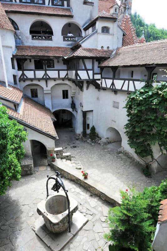 bran castle wishing well