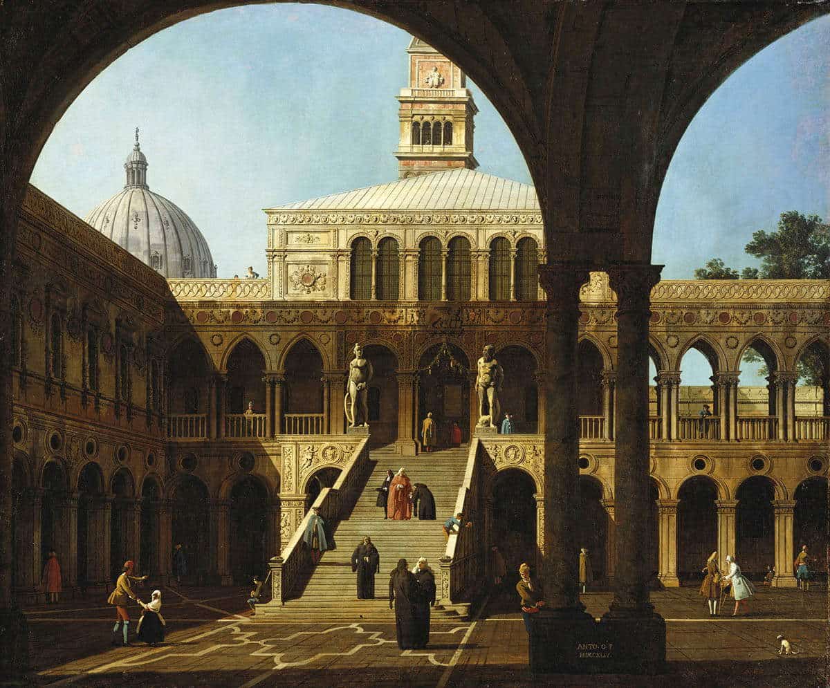 courtyard of the palazzo ducale