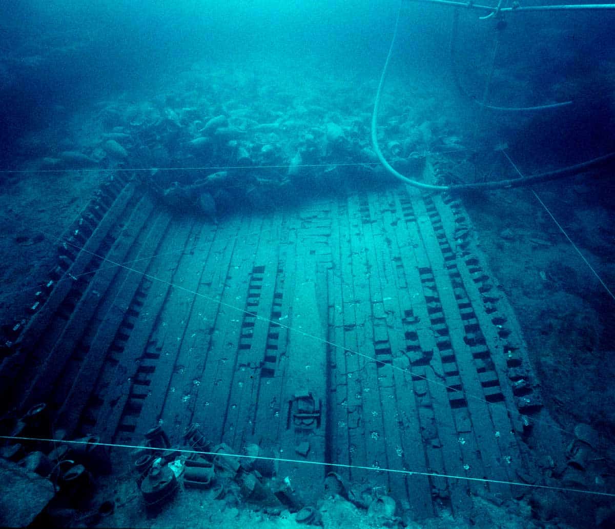 madrague de giens shipwreck