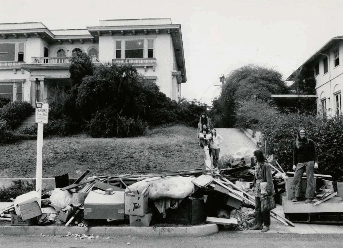 clearing judy chicago womanhouse