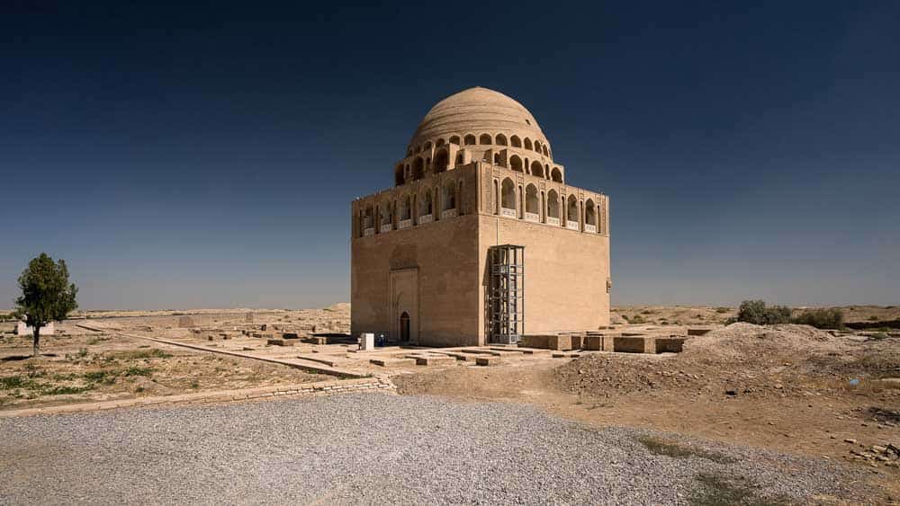 sultan sanjar tomb turkmenistan