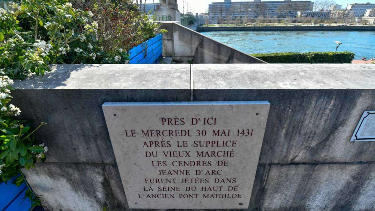 joan arc death pont boieldieu