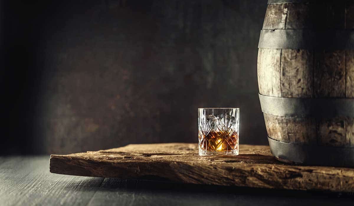 whisky glass and barrel