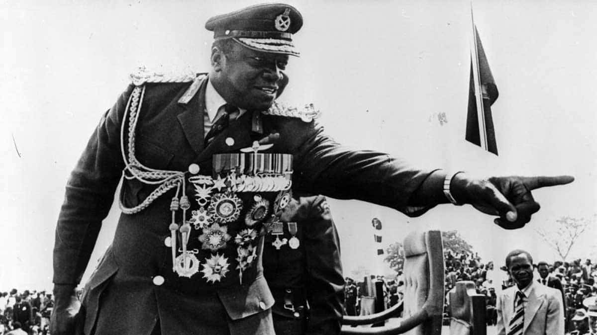 idi amin pointing