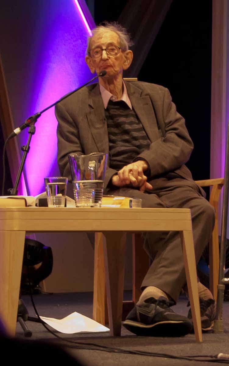 eric hobsbawm in chair