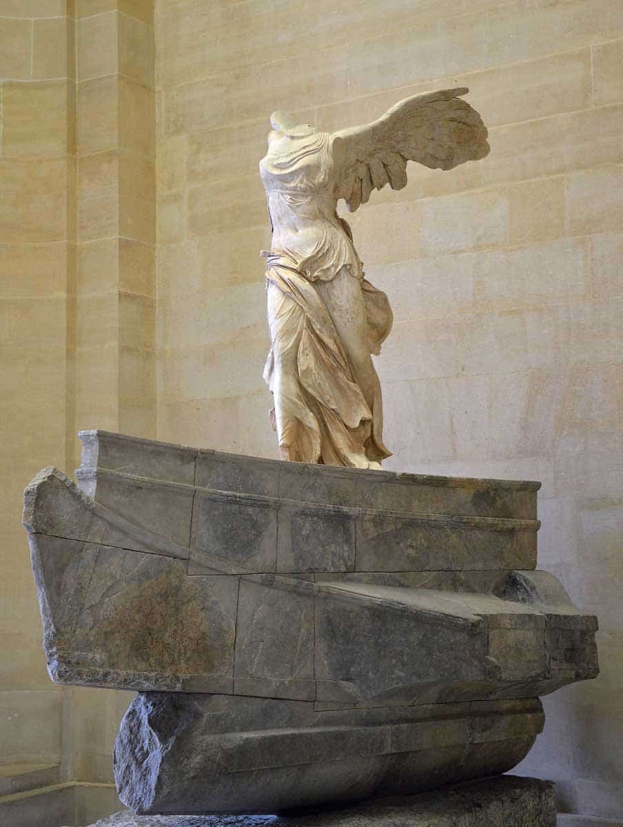 winged victory sculpture