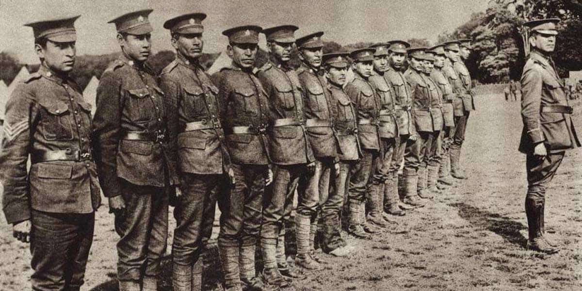 ww1-canadian-troops