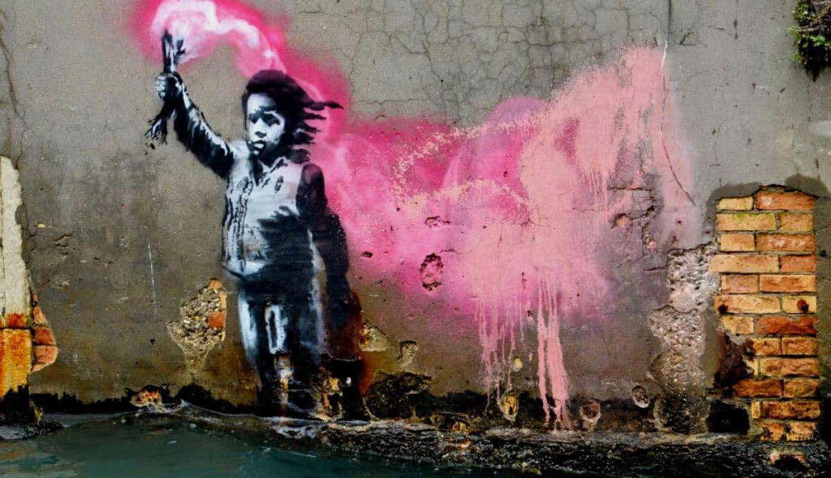 Venice Banksy, A Green-Hued Banksy Mural