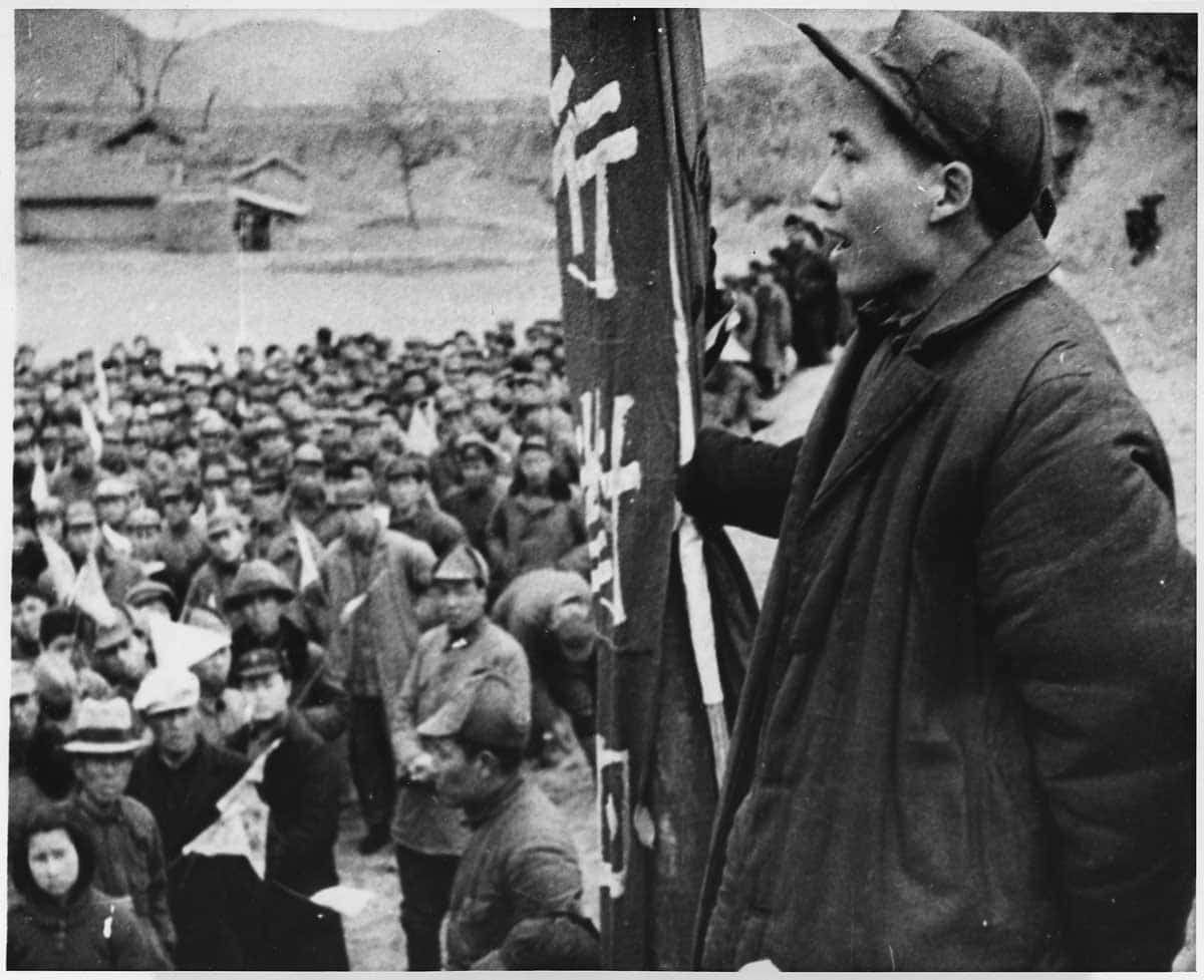 mao addressing followers civil war