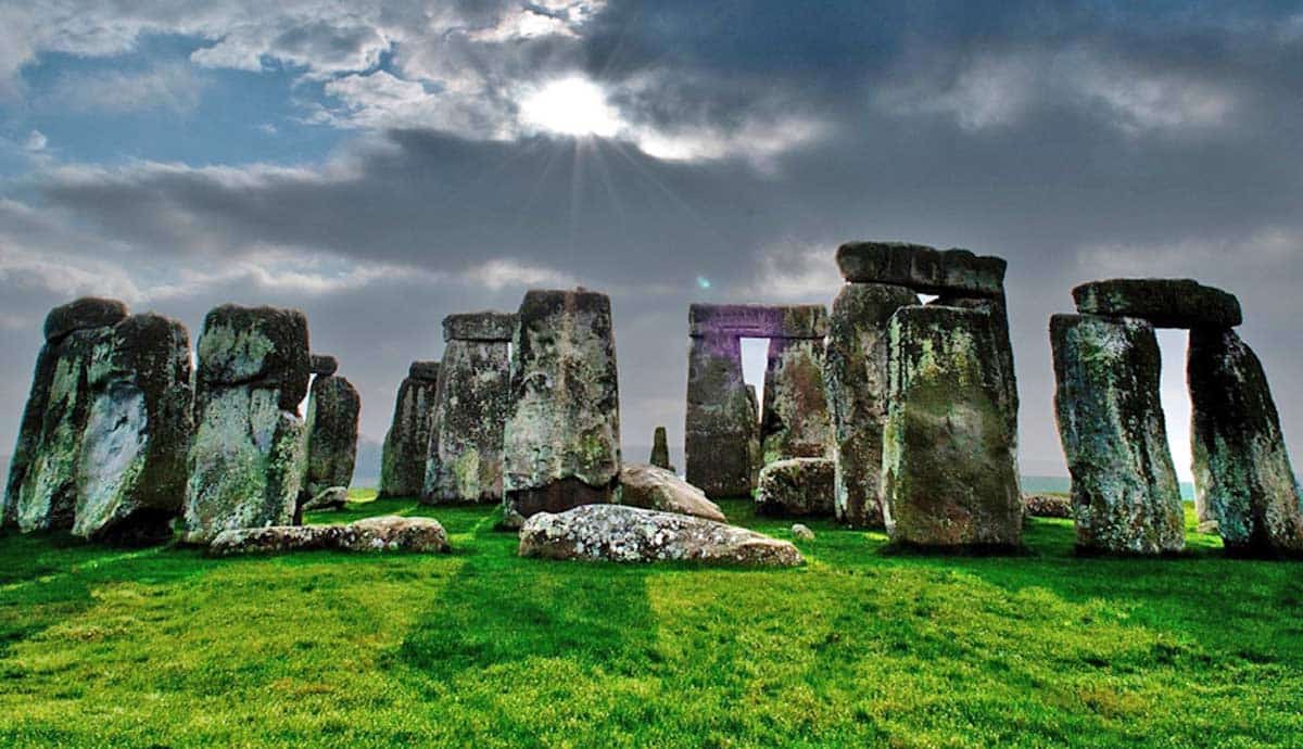 neolithic monuments british isles