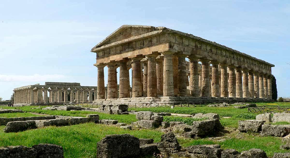 temples hera paestum