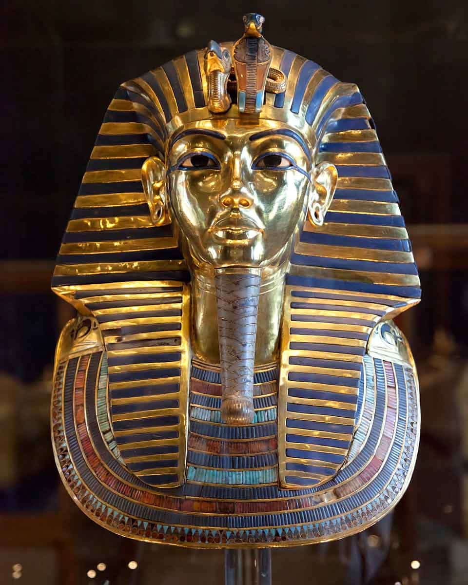 tutankhamun pharaoh mask