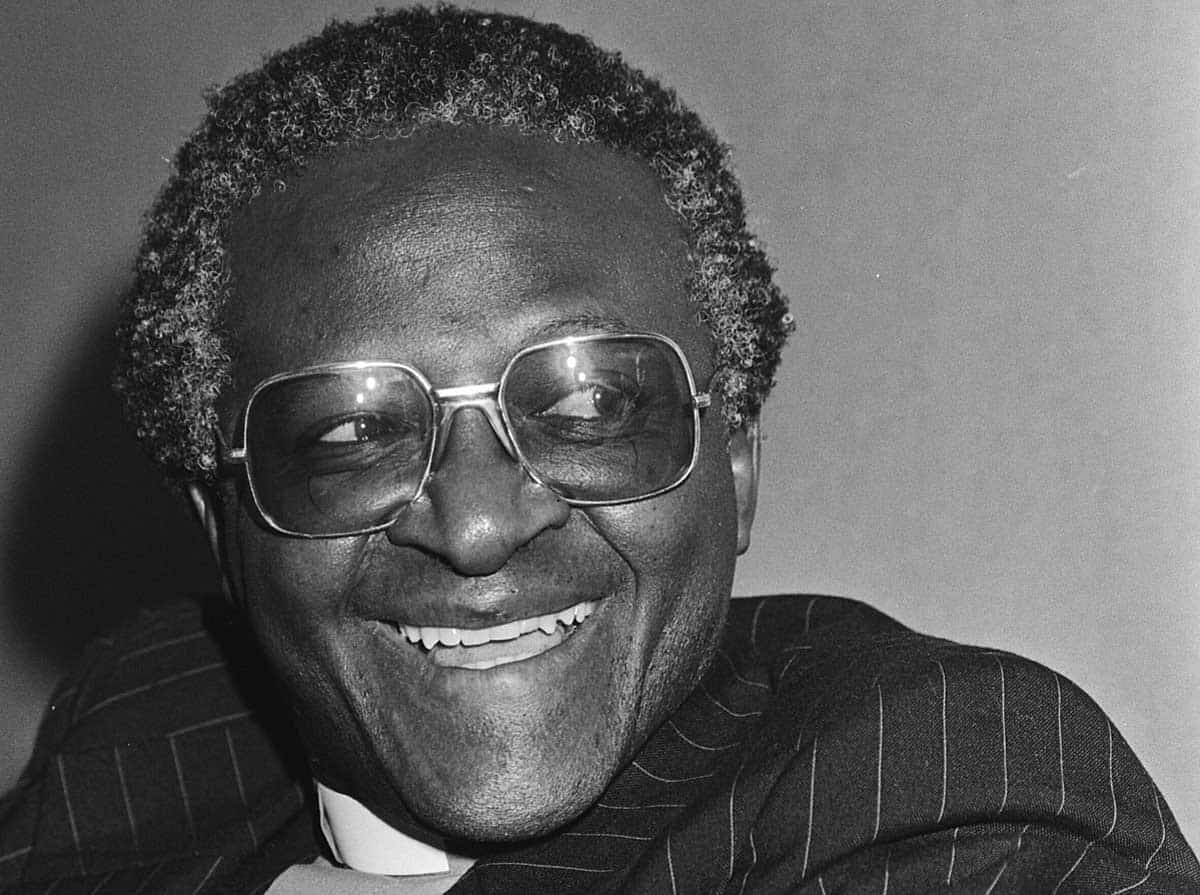 desmond tutu smiling photo