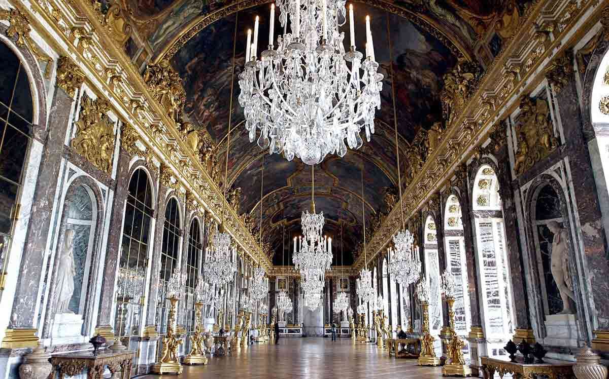 versailles mirrors hall