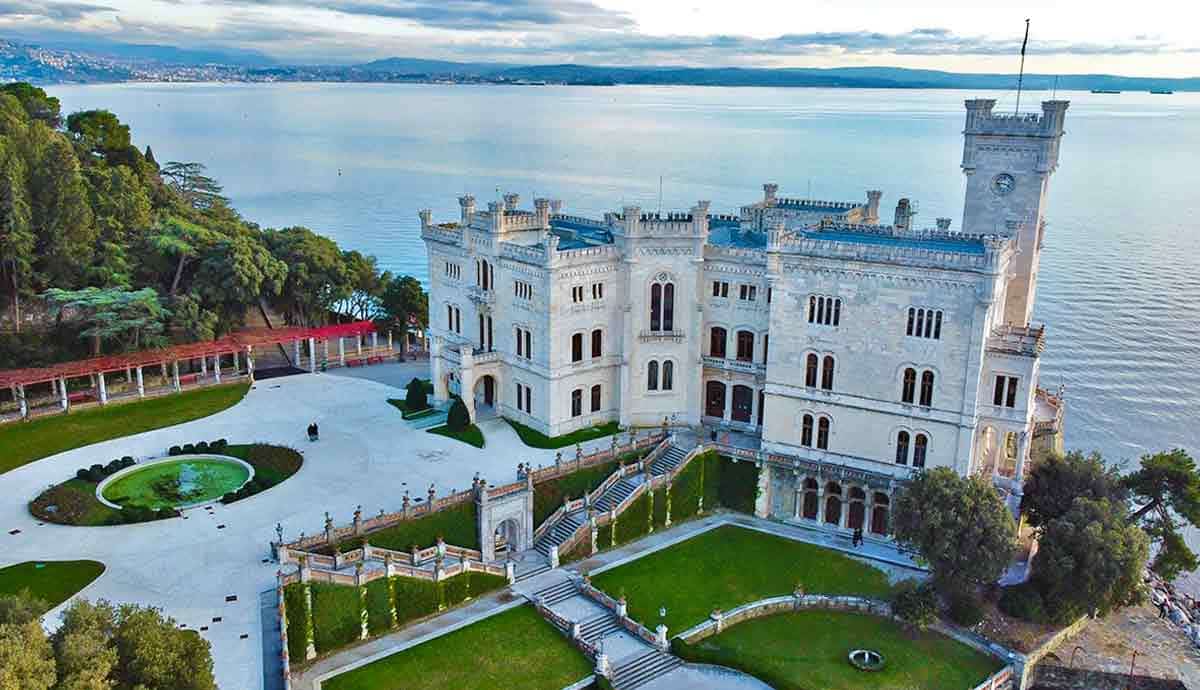 Miramare Castle. Source: Gmarell