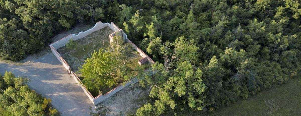 casaglia cemetery