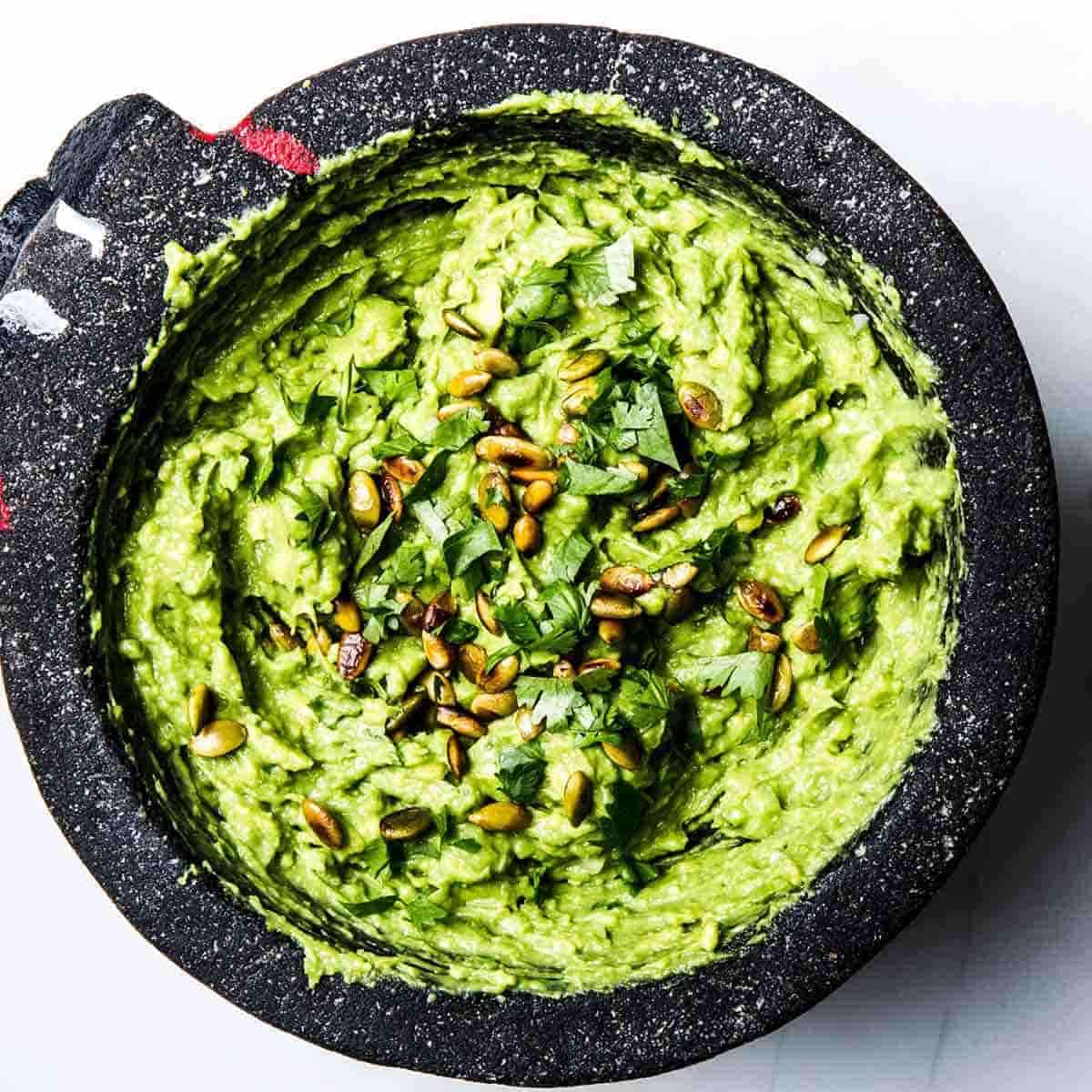 guacamole molcajete avocado