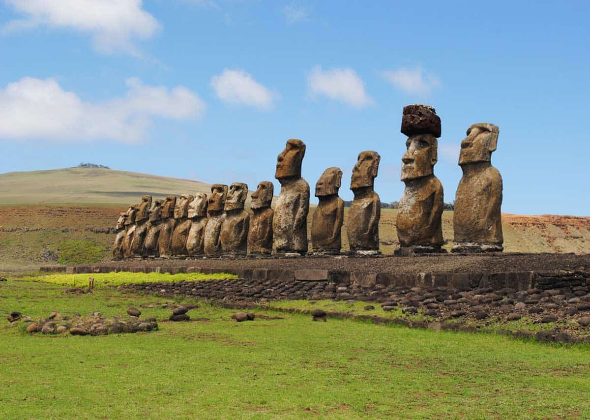 ahu tongariki moai