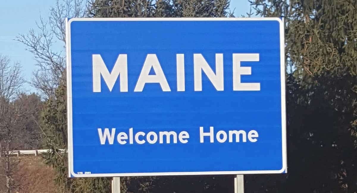 maine fun facts sign