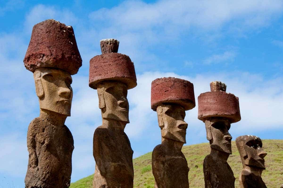 moai ahu nau nau