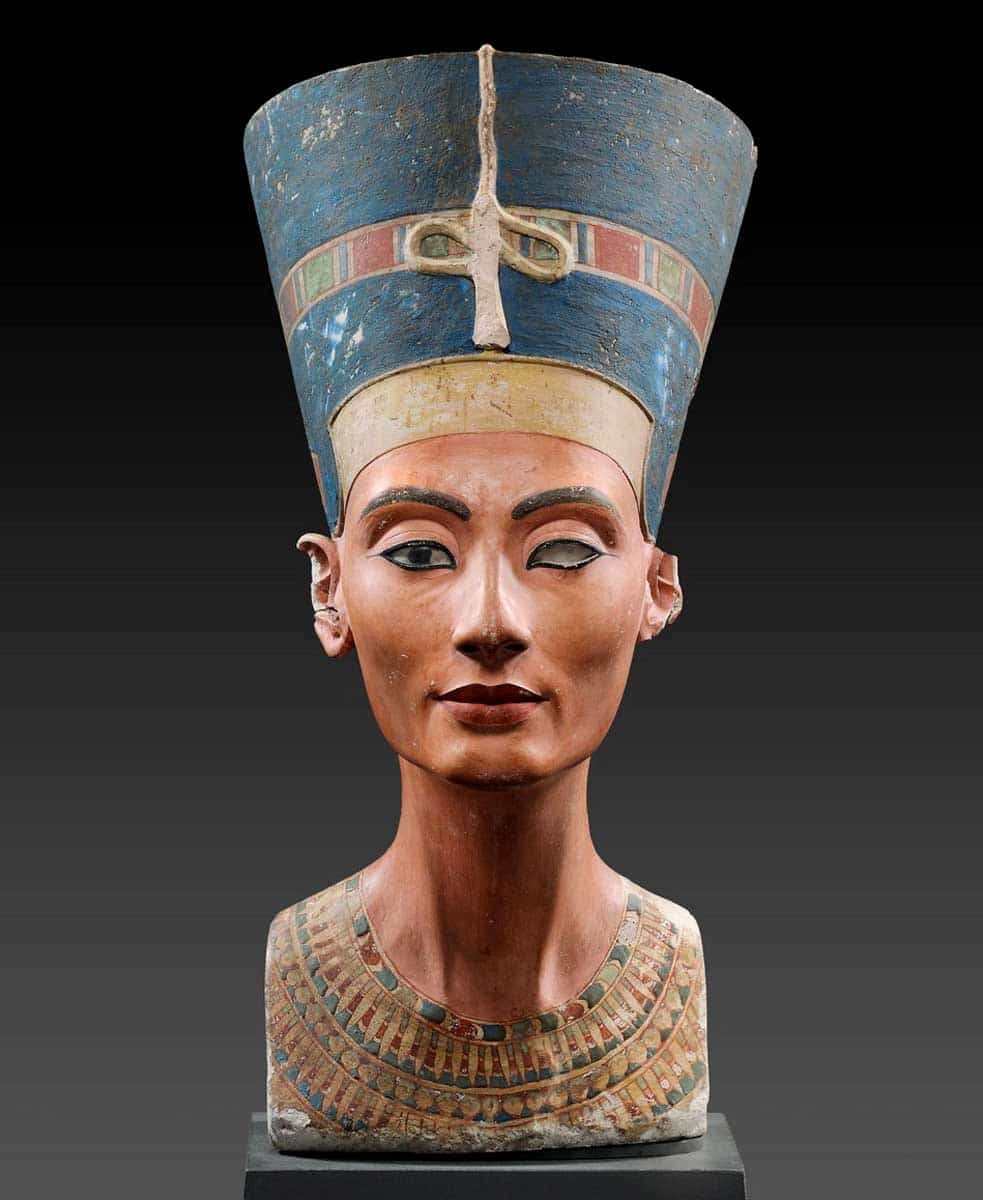 nefertiti front bust