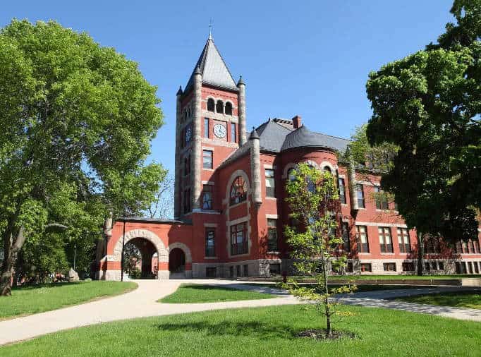 New Hampshire's Art Museum