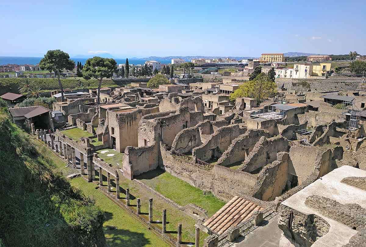 excavations herculaneum