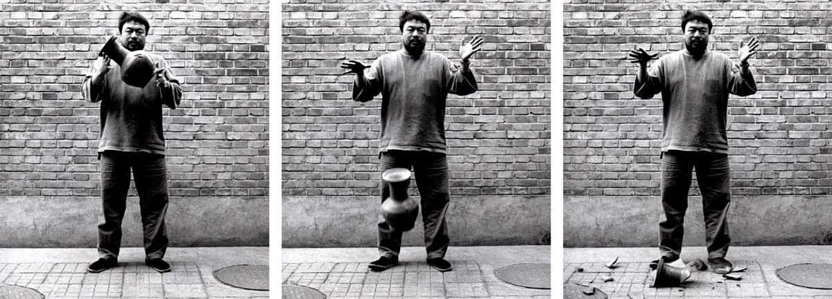 ai-weiwei-urn-photo