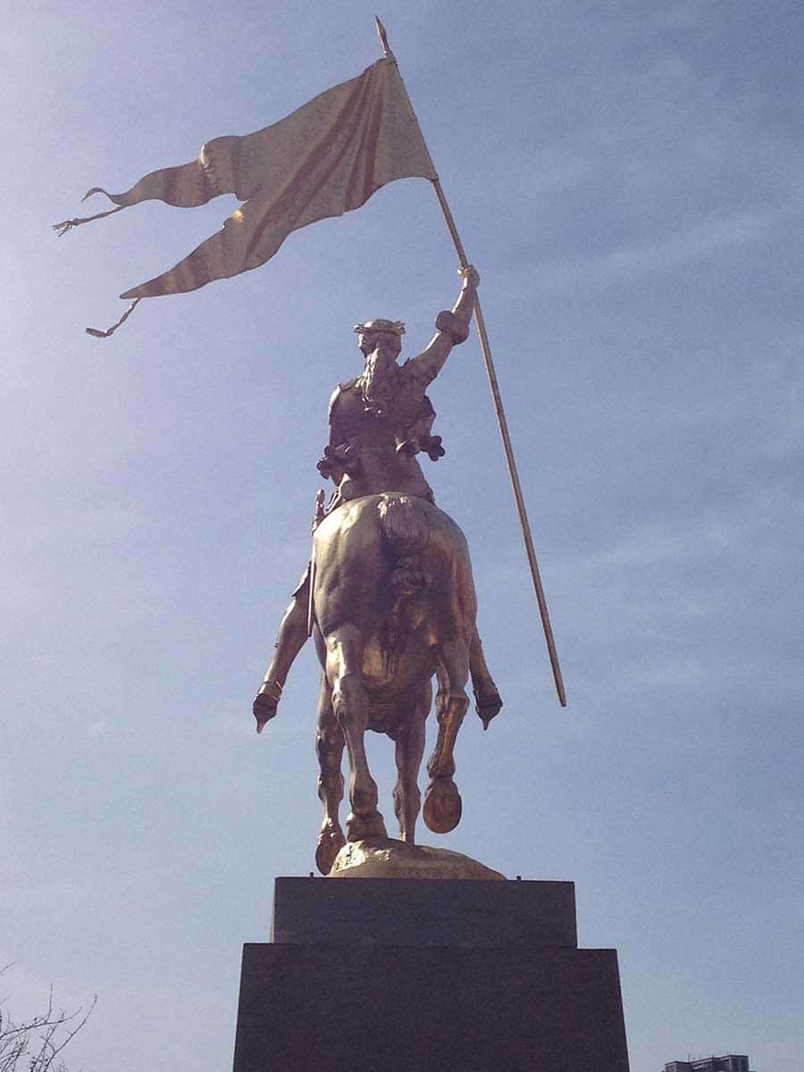 joan of arc statue