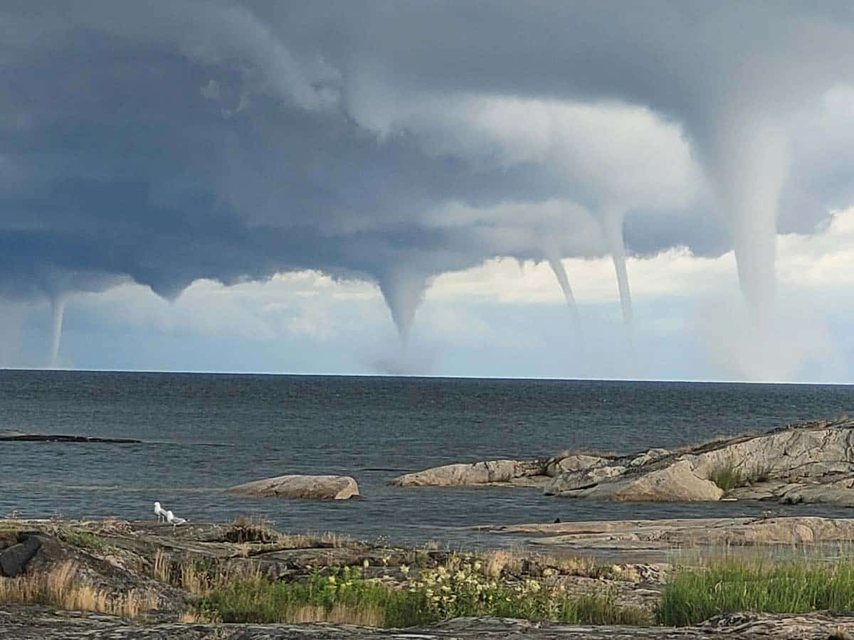 mary celeste waterspouts