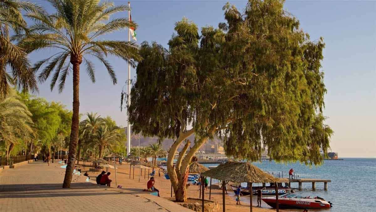 aqaba public beach