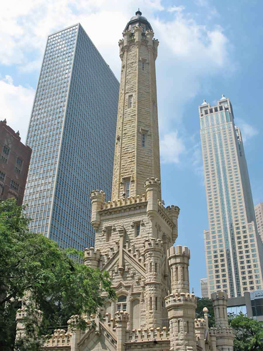 chicago attractions watertower building