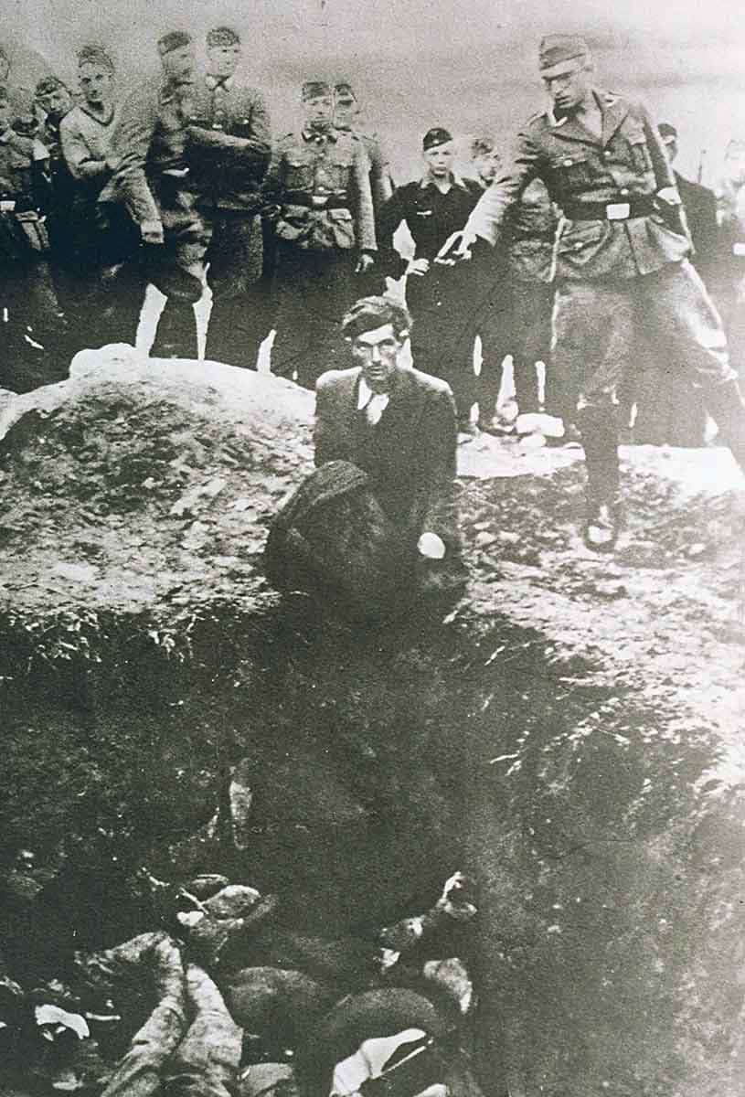 einsatzgruppen murder ukraine