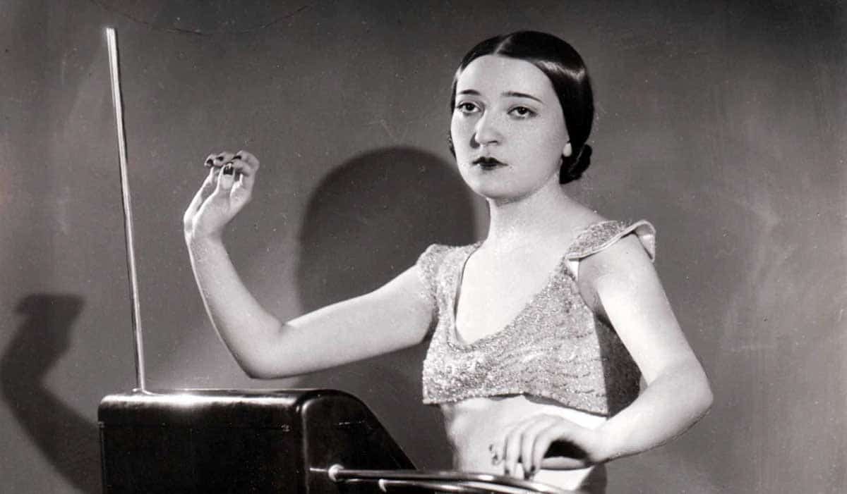 Legendary Thereminist Clara Rockmore, 1932, Source: Wikimedia Commons