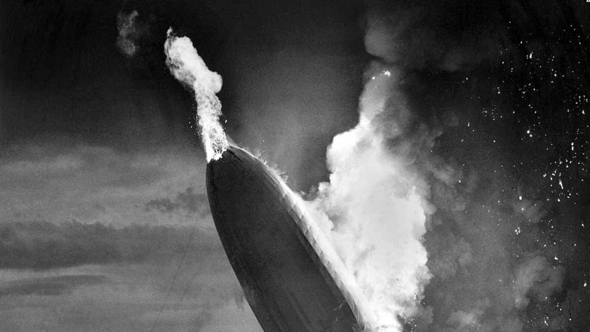 flaming hindenburg crash