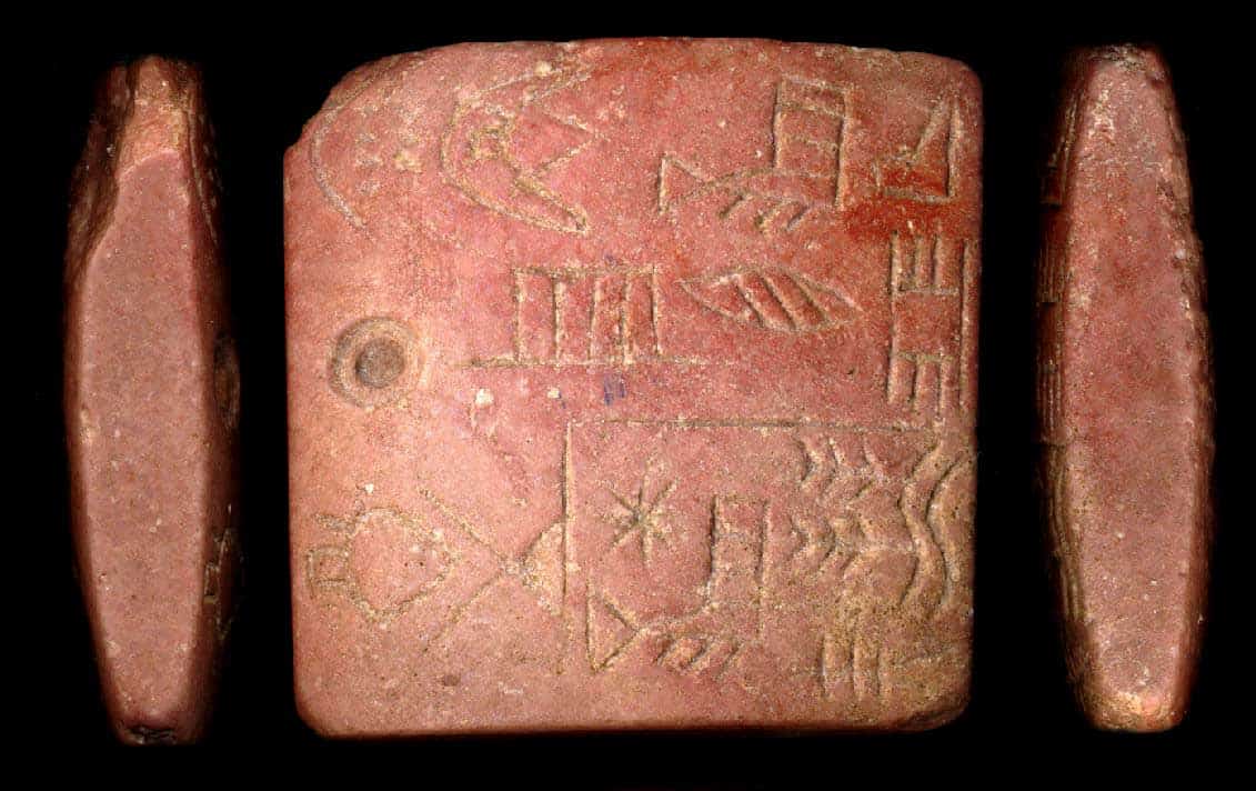 A protoliterate tablet dated to between 3100 BCE and 2900 BCE. Source: Wikimedia commons