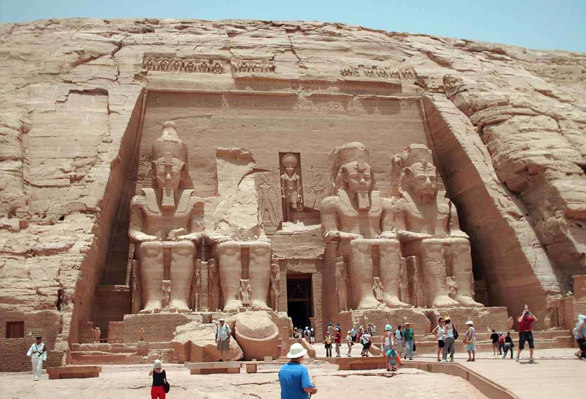 abu simbel ramesses