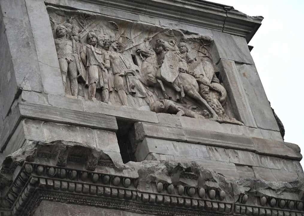 arch-of-constantine-rome-detail