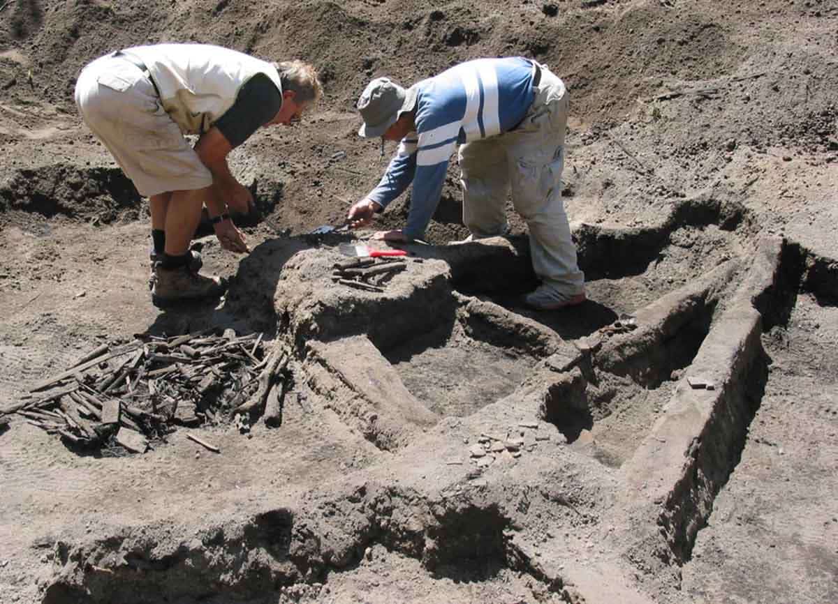 excavations of tambora village