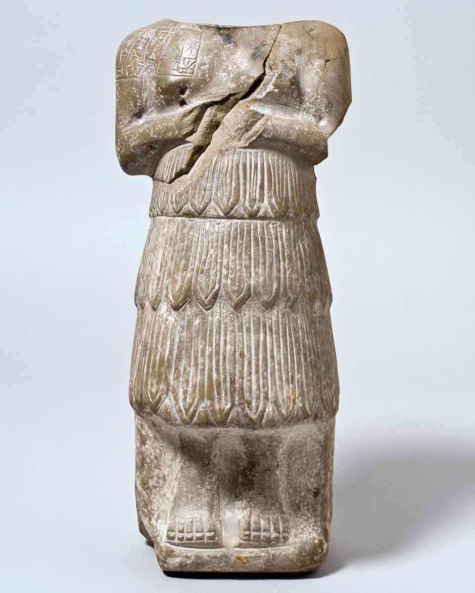 inscribed votive statue