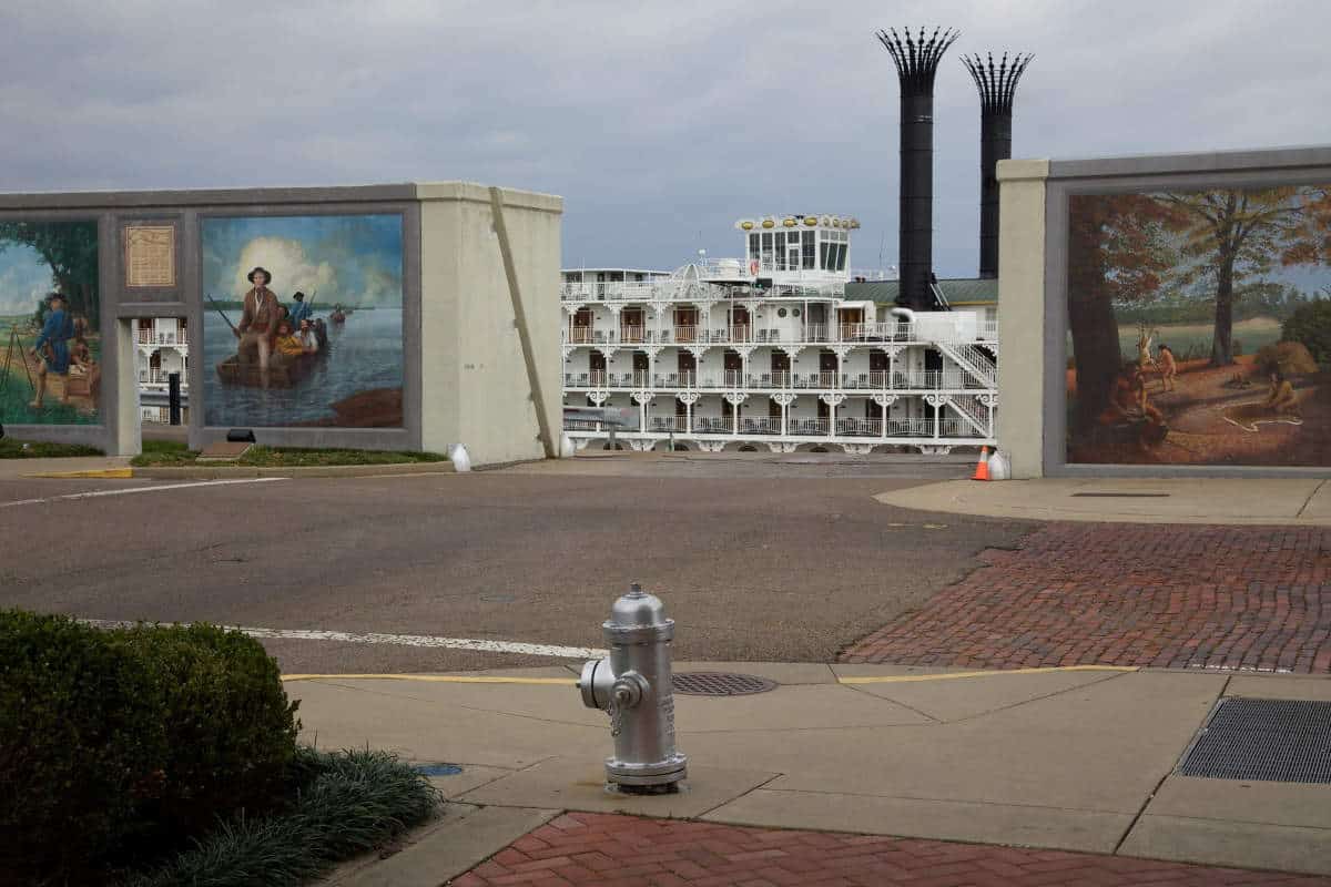 floodwall art paducah kentucky