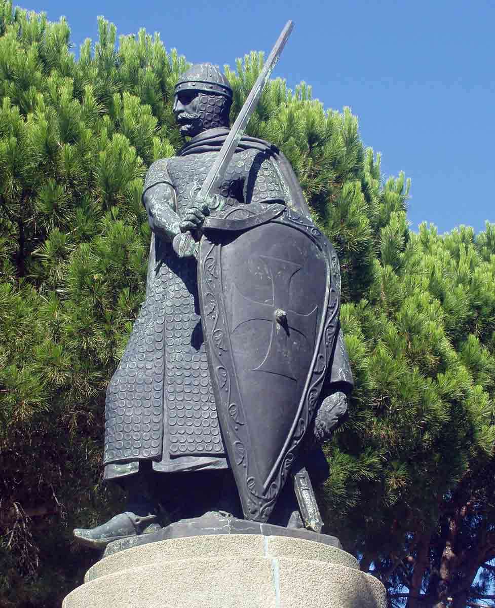 afonso henriques statue