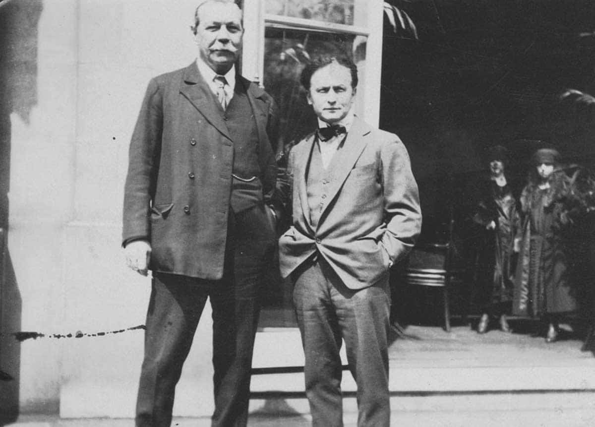 arthur conan doyle houdini photo