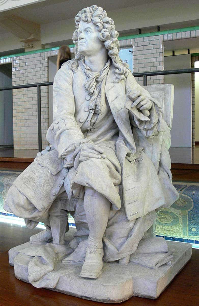 jean baptiste lully statue baroque