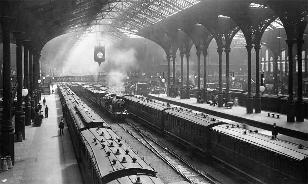 liverpool street station london