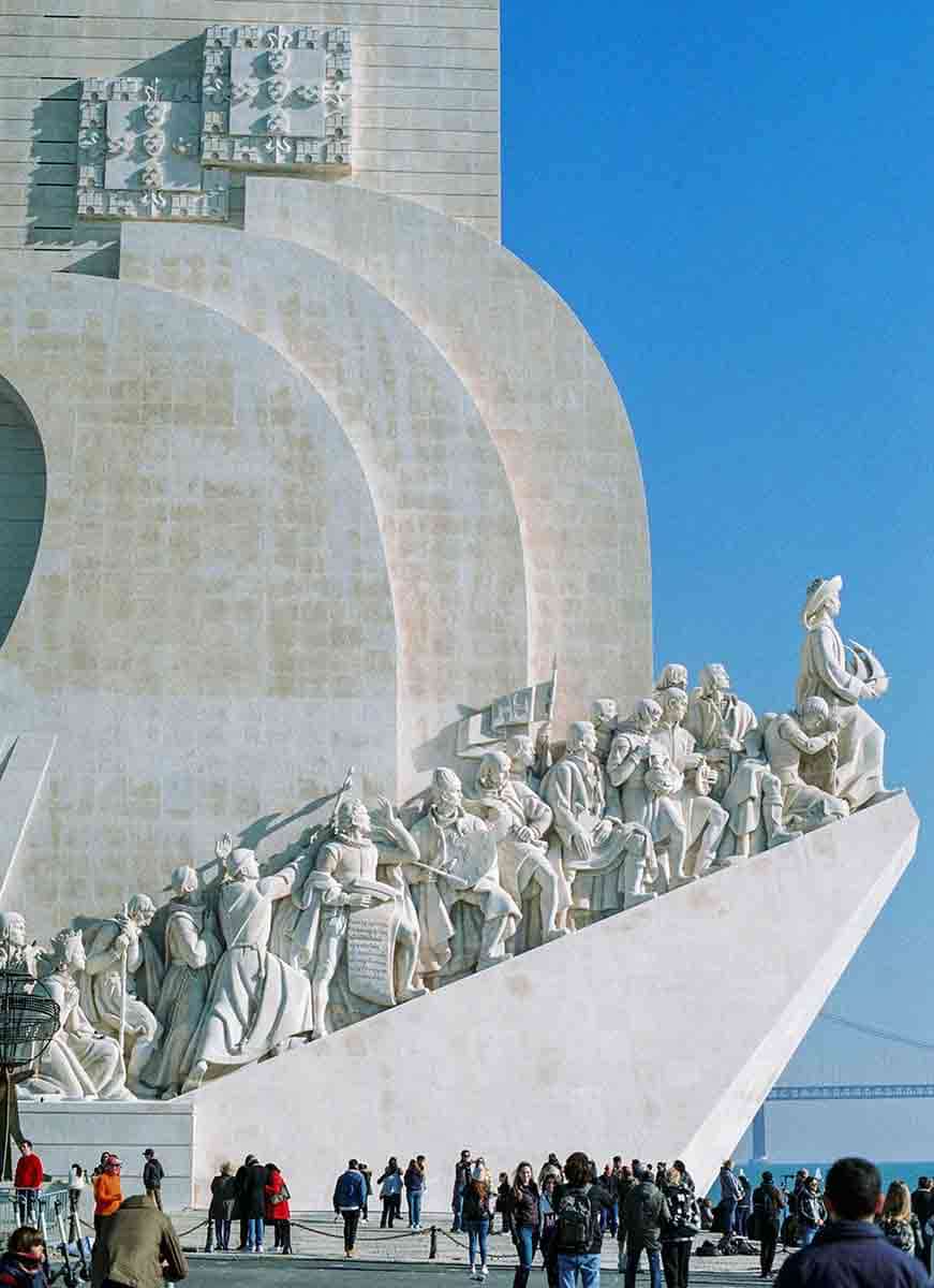 monument to the navigators