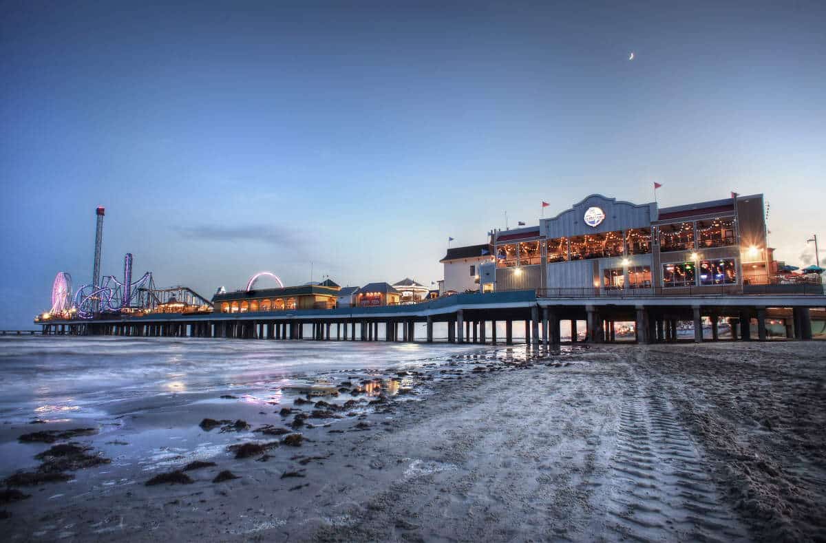 pleasure pier galveston texas